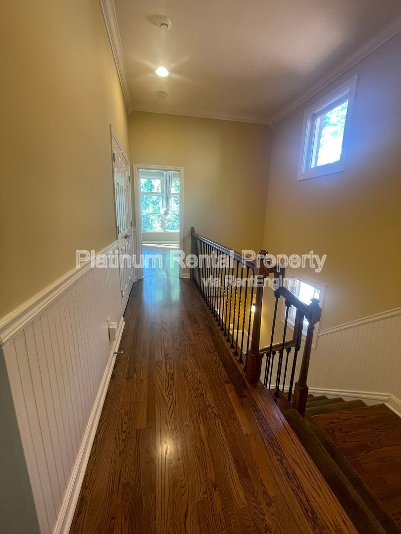 Gallery Image 36