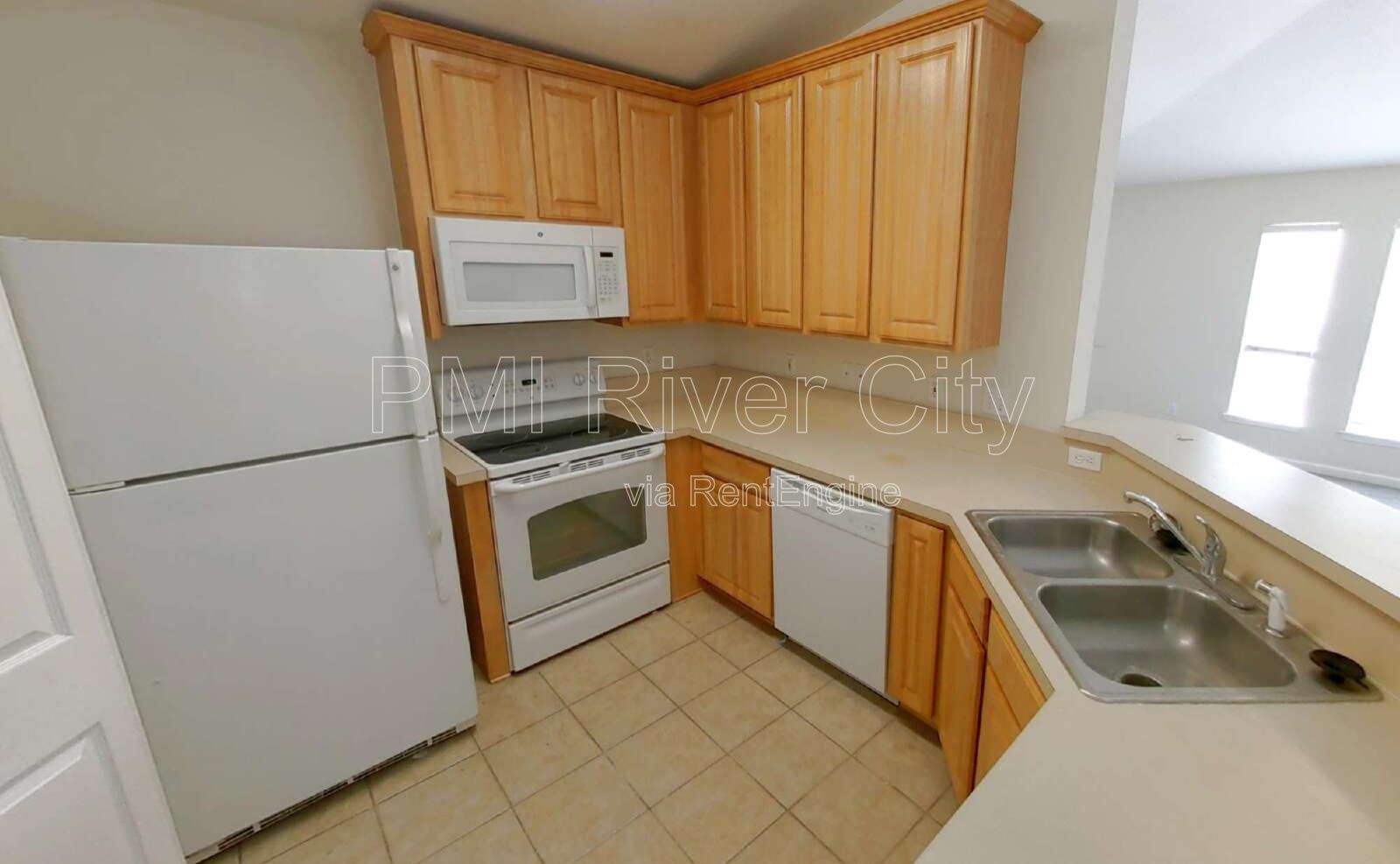Gallery Image 0