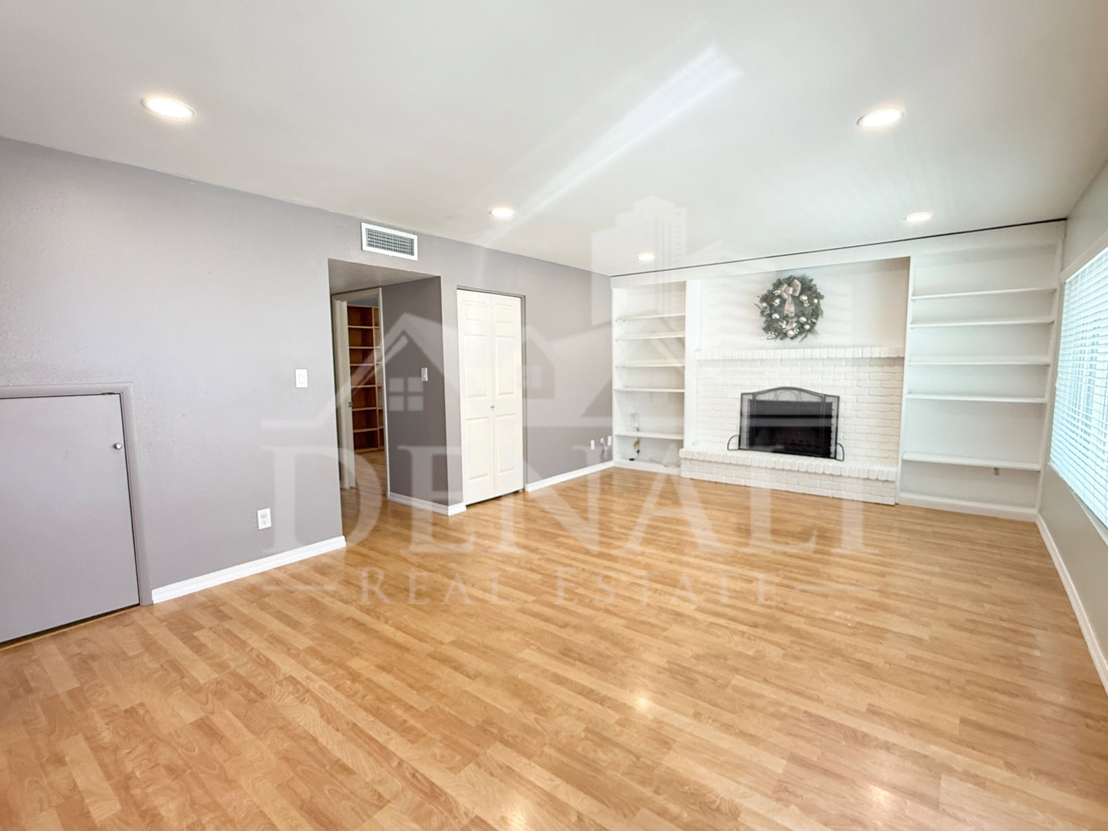 Gallery Image 16