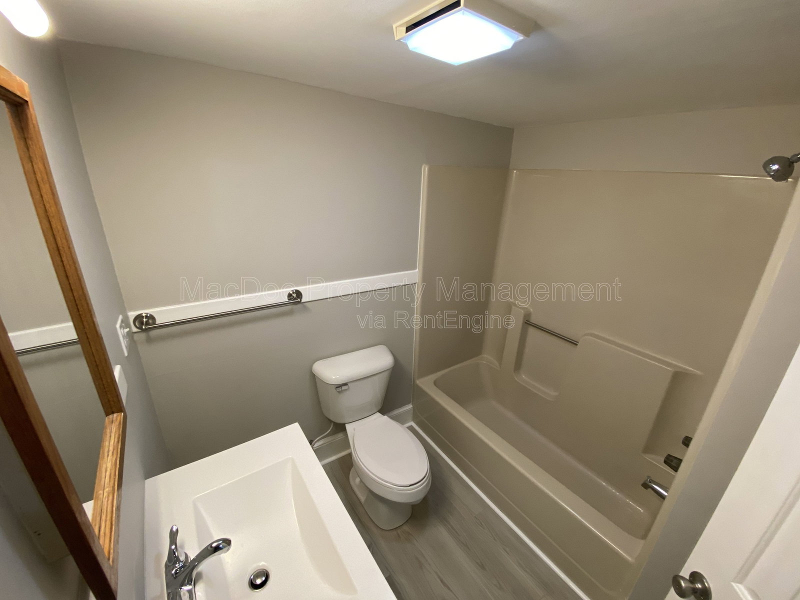 Gallery Image 10