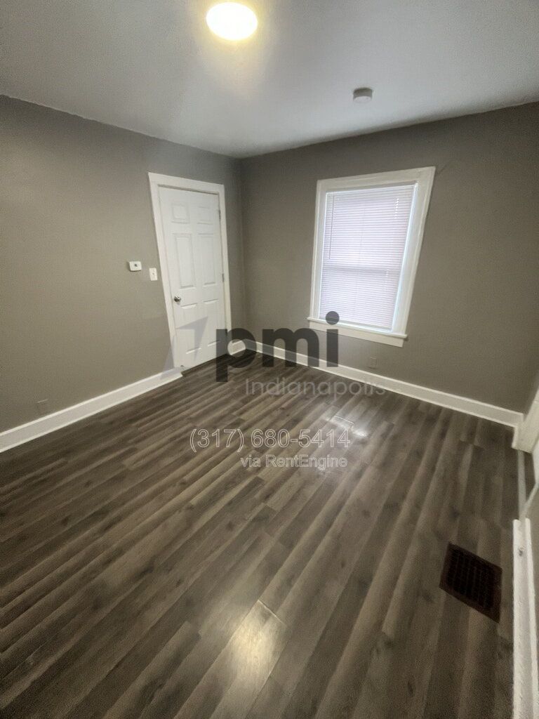 Gallery Image 17