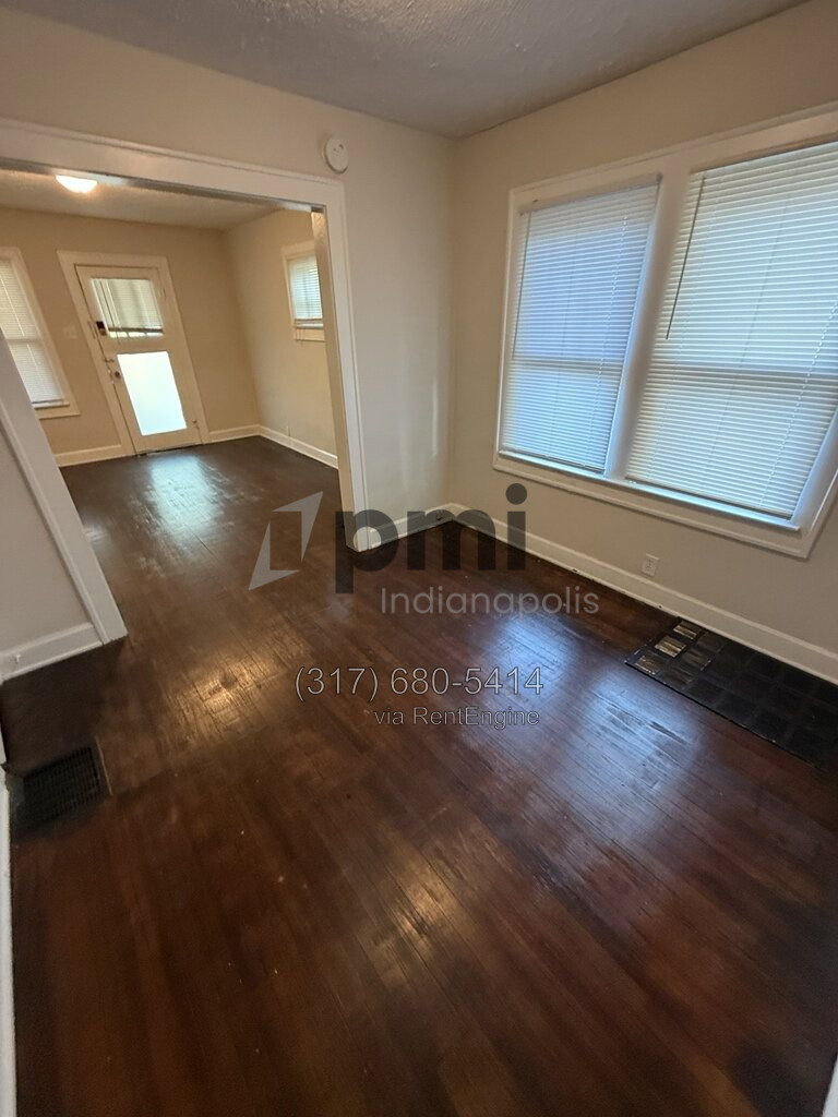 Gallery Image 19