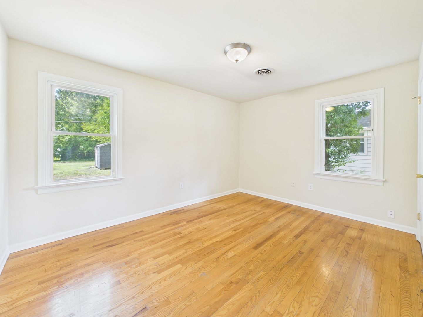 Gallery Image 18