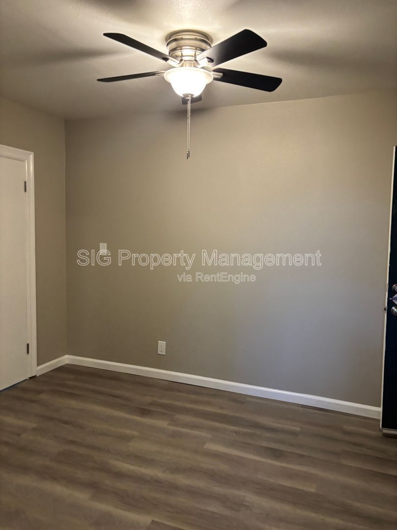 Gallery Image 23