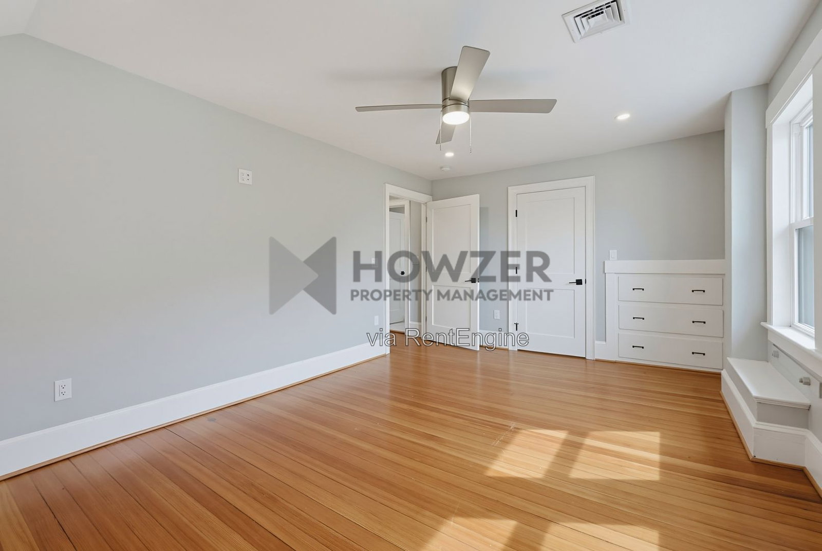 Gallery Image 19