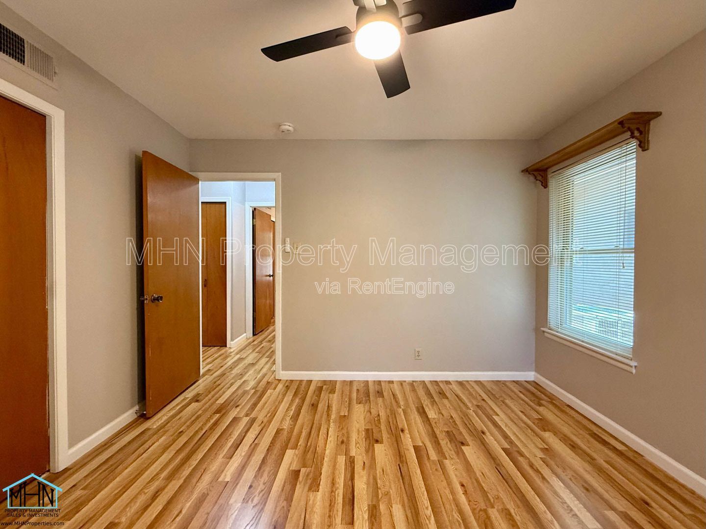 Gallery Image 17