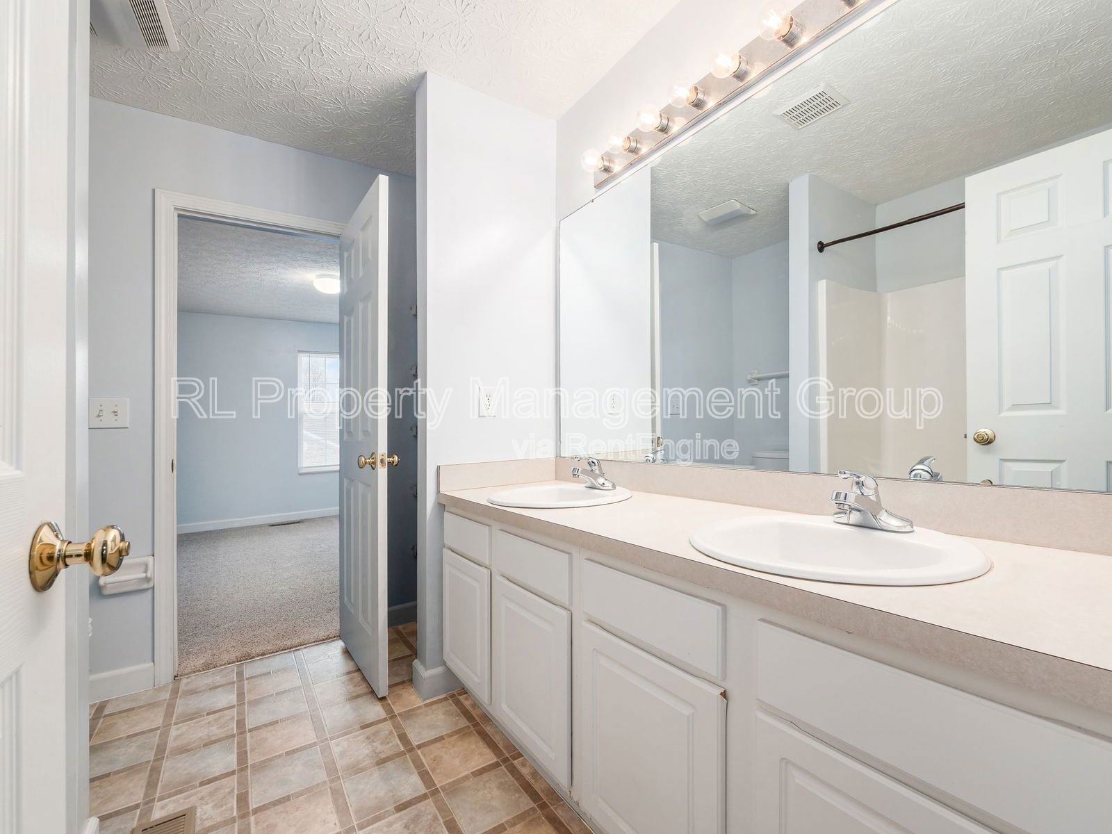 Gallery Image 19