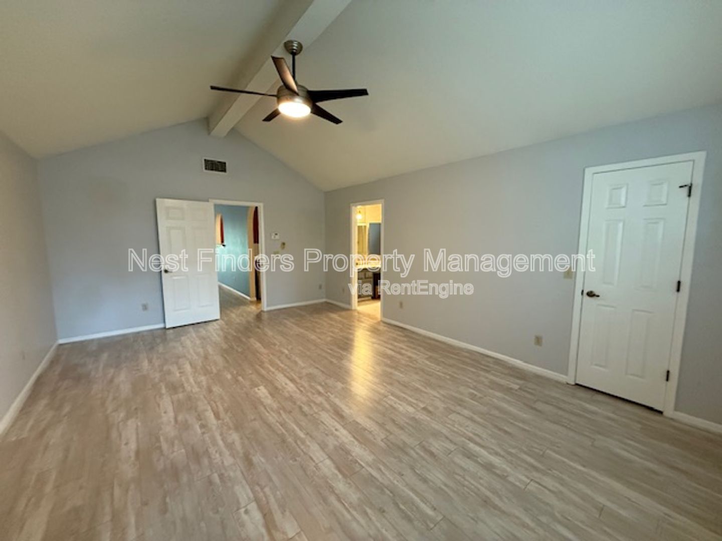 Gallery Image 19
