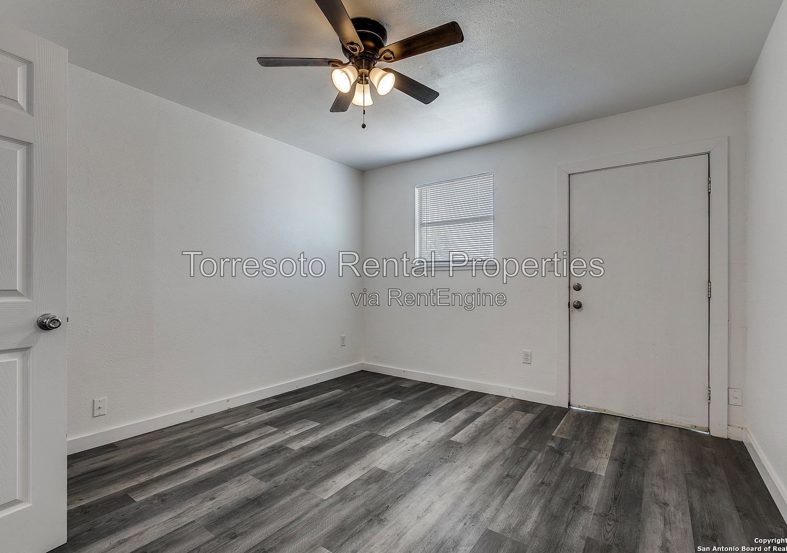Gallery Image 16