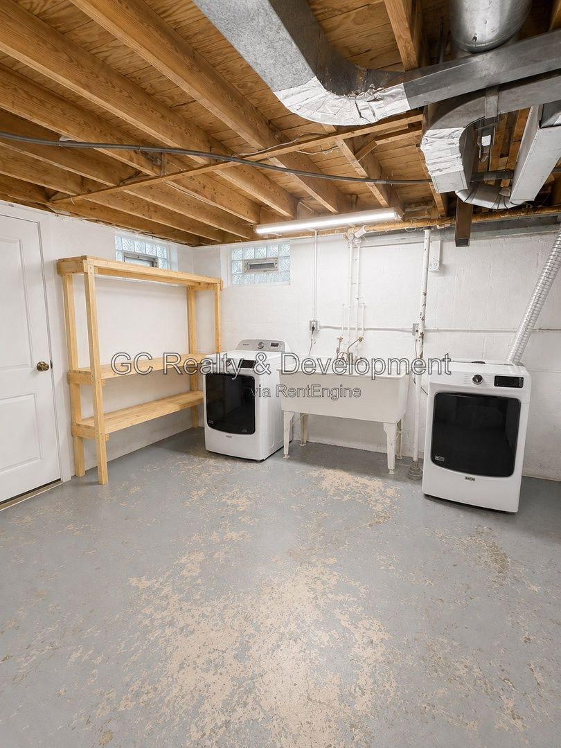Gallery Image 14