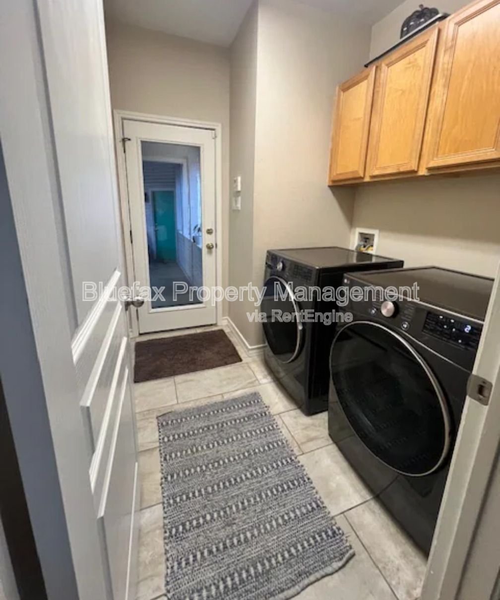 Gallery Image 11
