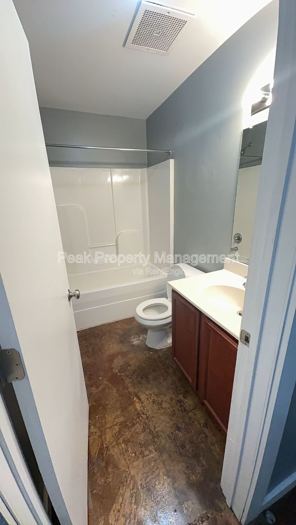Gallery Image 8