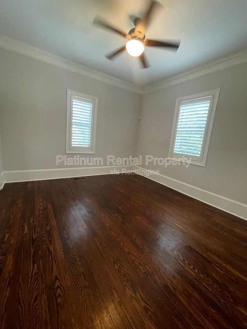 Gallery Image 60