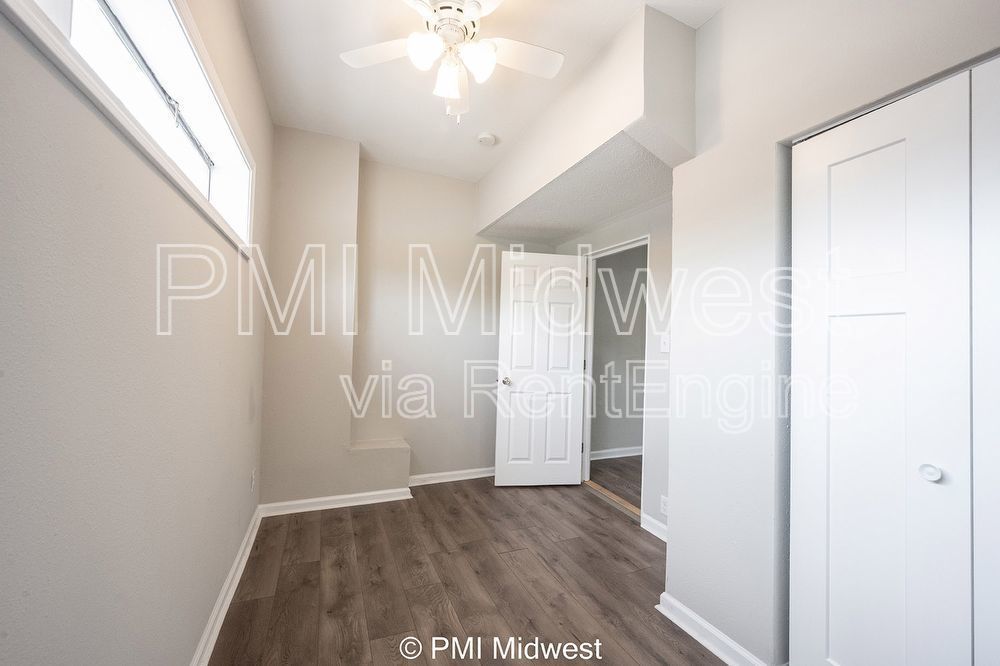 Gallery Image 17