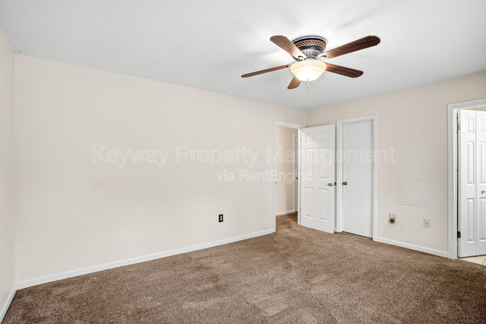 Gallery Image 18
