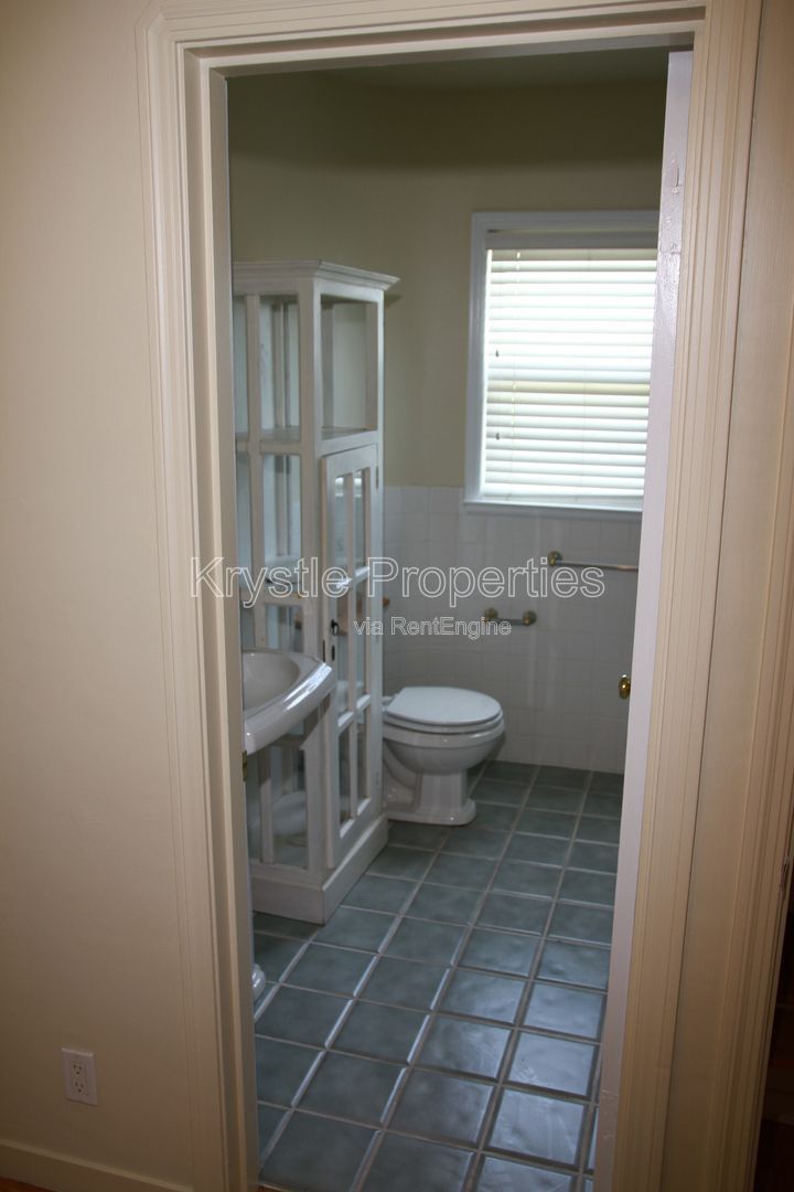 Gallery Image 11