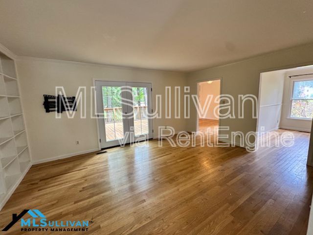Gallery Image 6