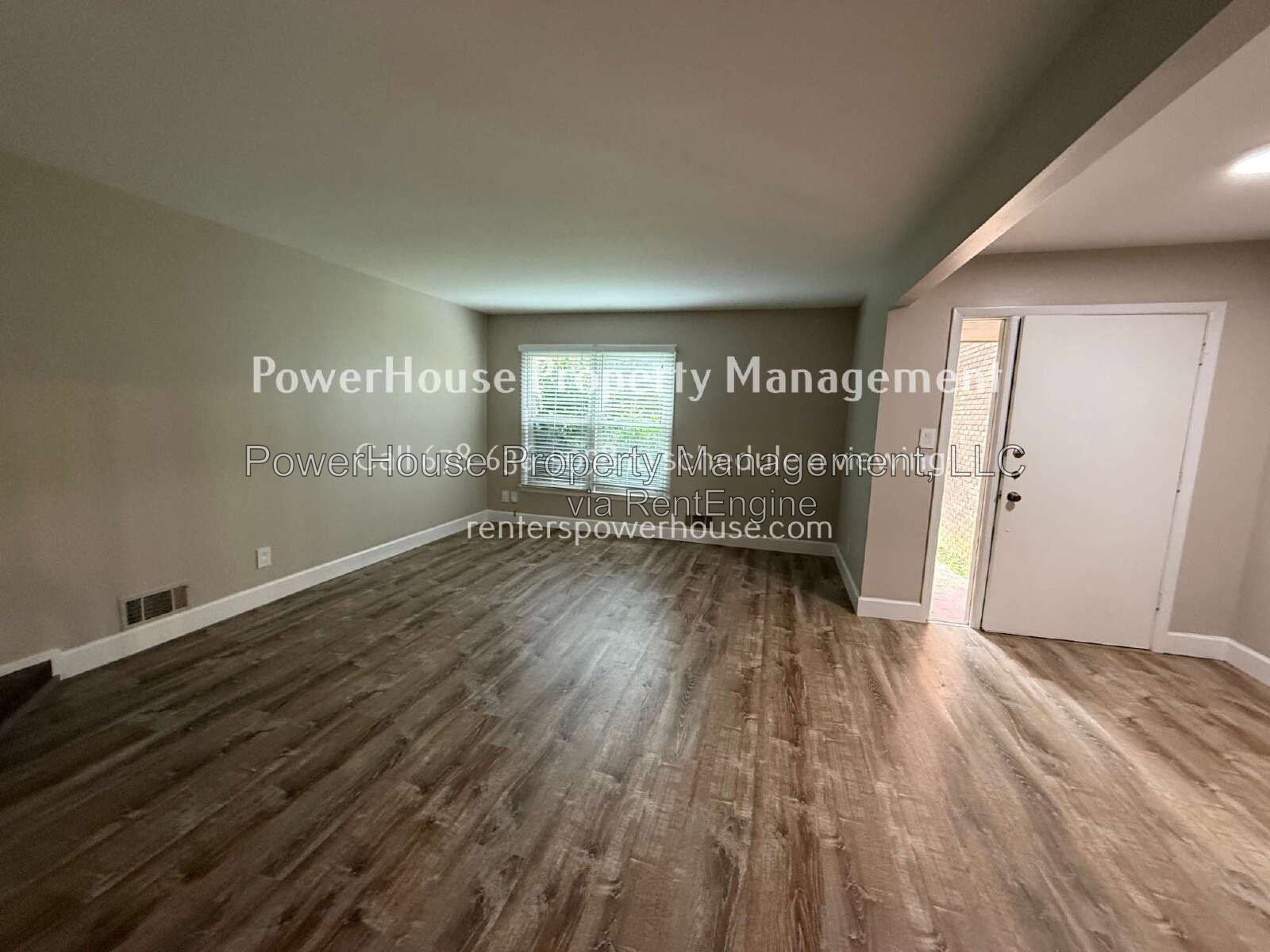 Gallery Image 15