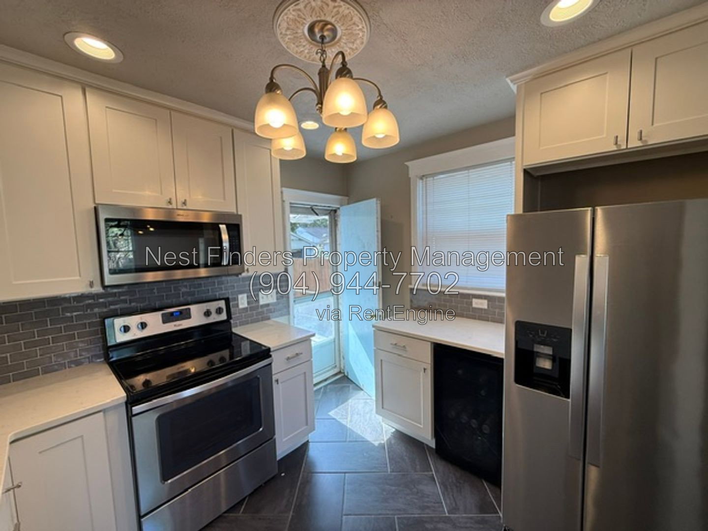 Gallery Image 13