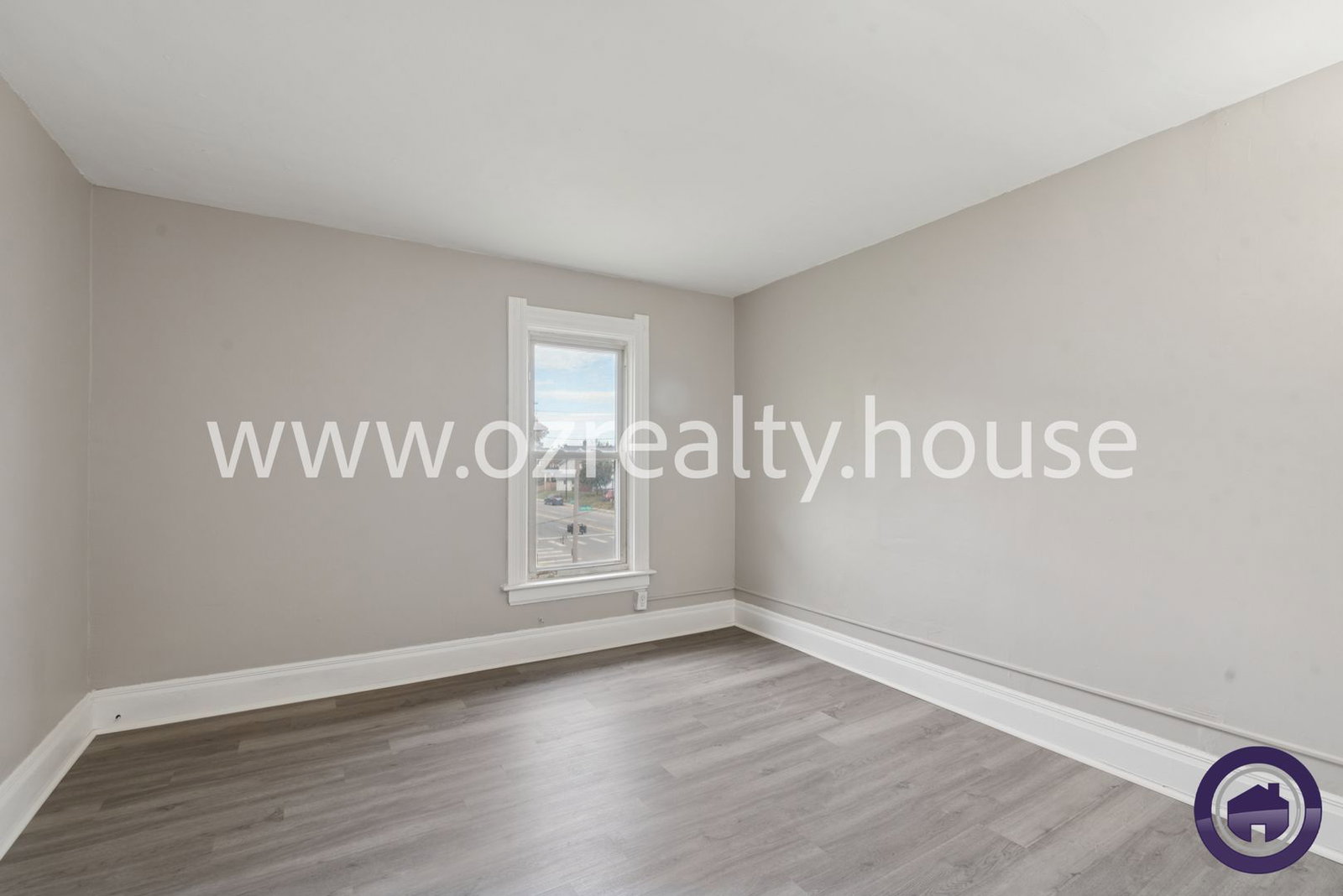 Gallery Image 16