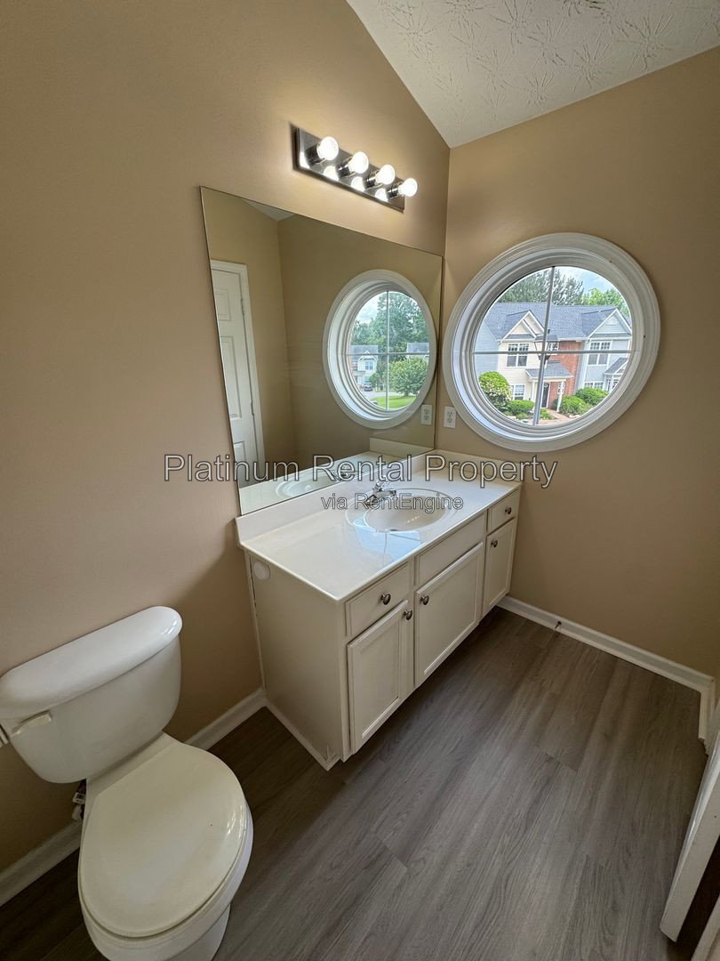 Gallery Image 14
