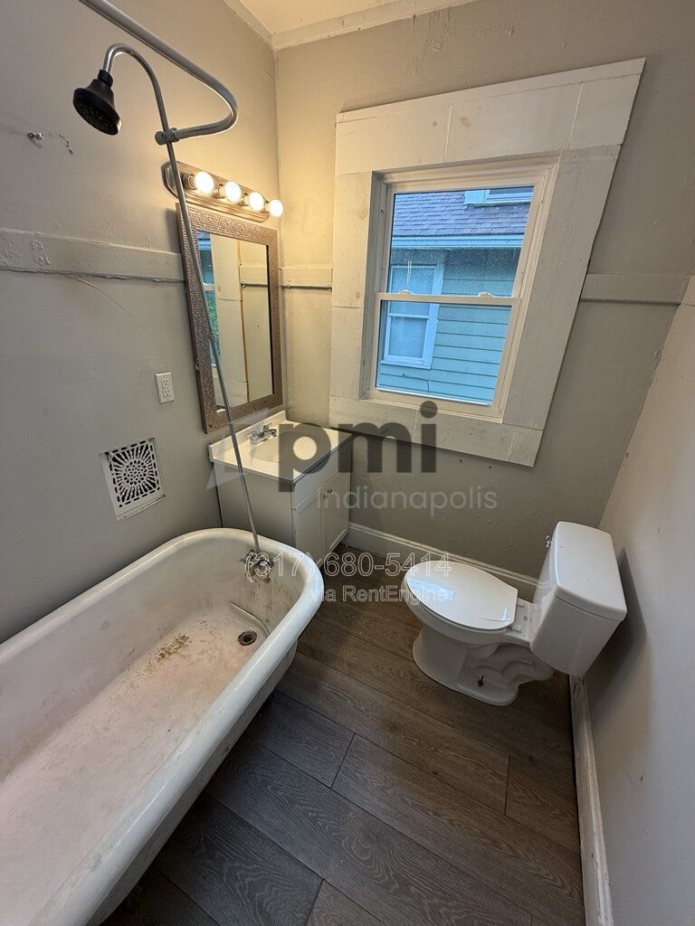 Gallery Image 13