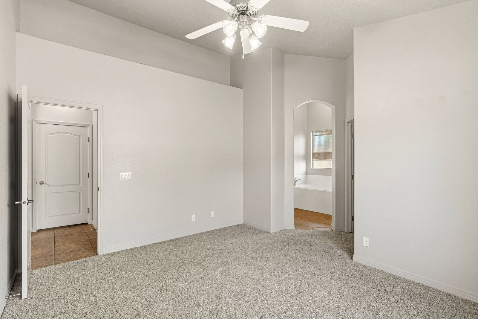 Gallery Image 17