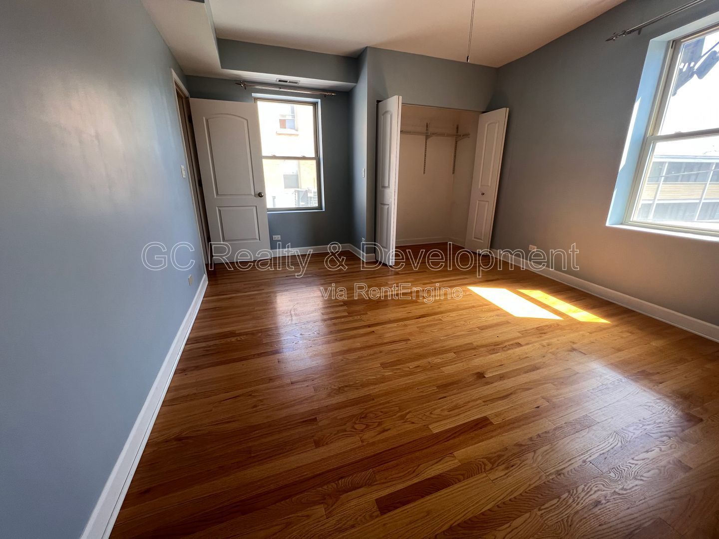 Gallery Image 13