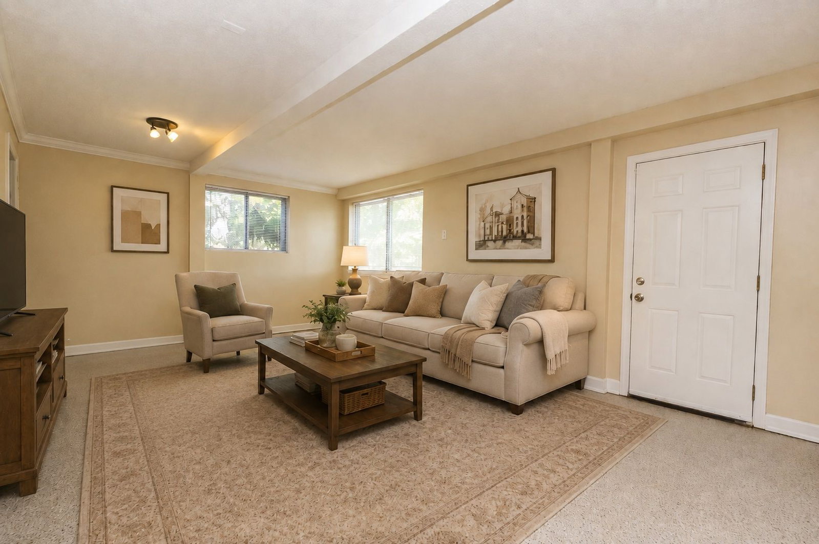 Gallery Image 0