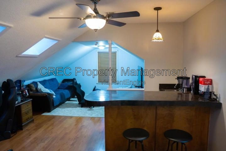 Gallery Image 17