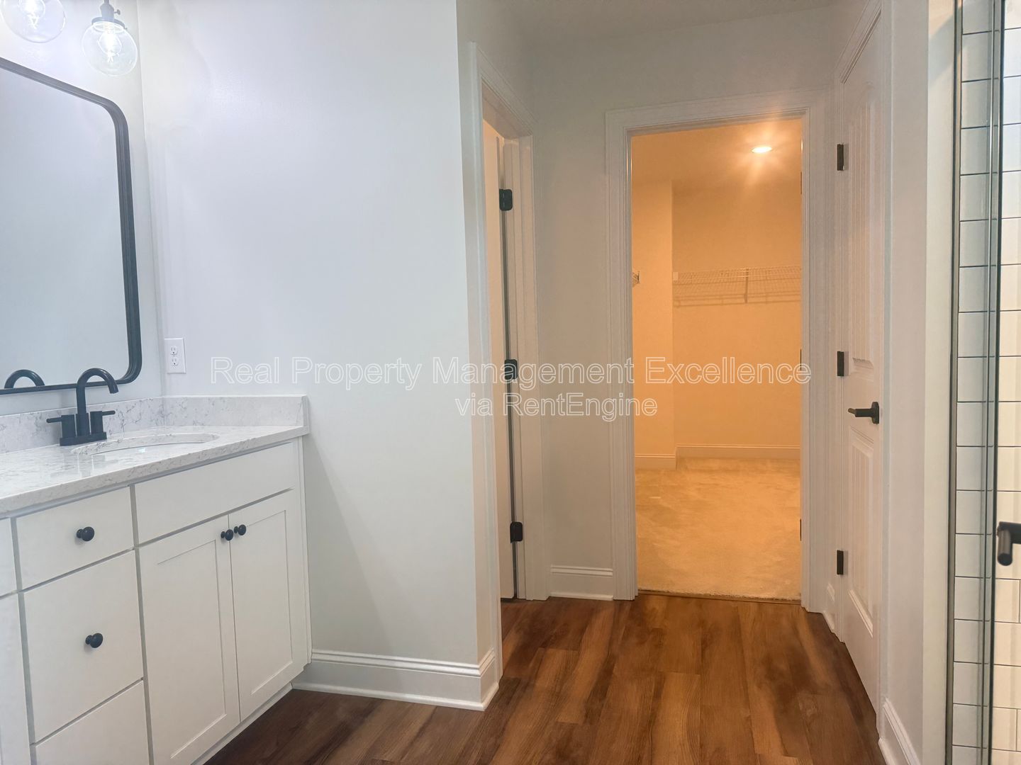 Gallery Image 44