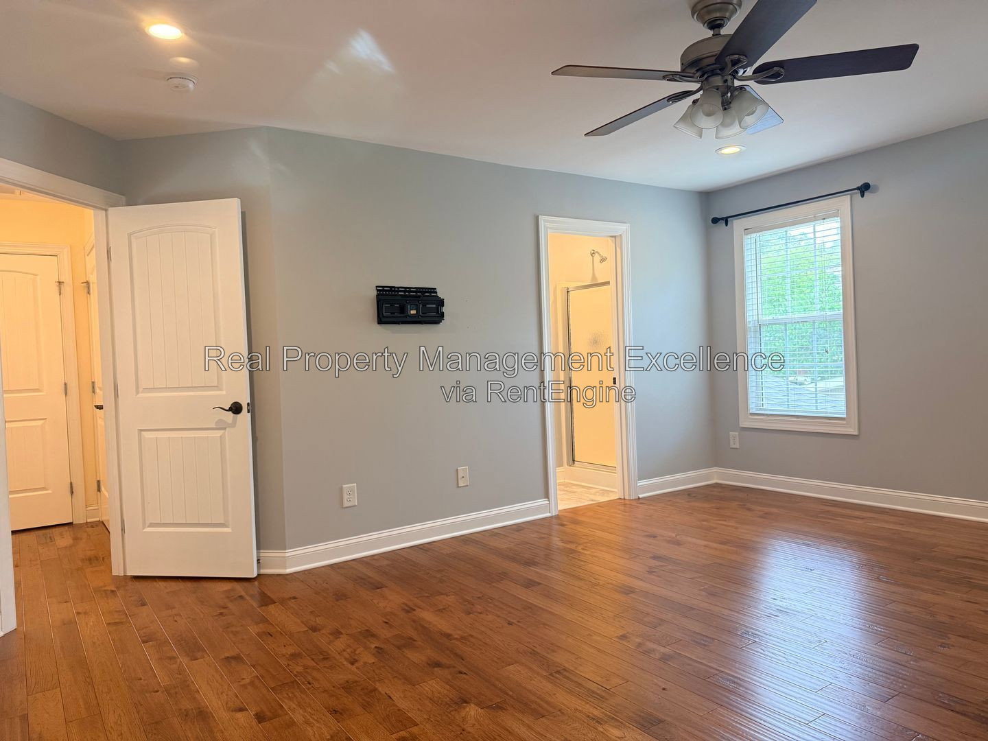 Gallery Image 31
