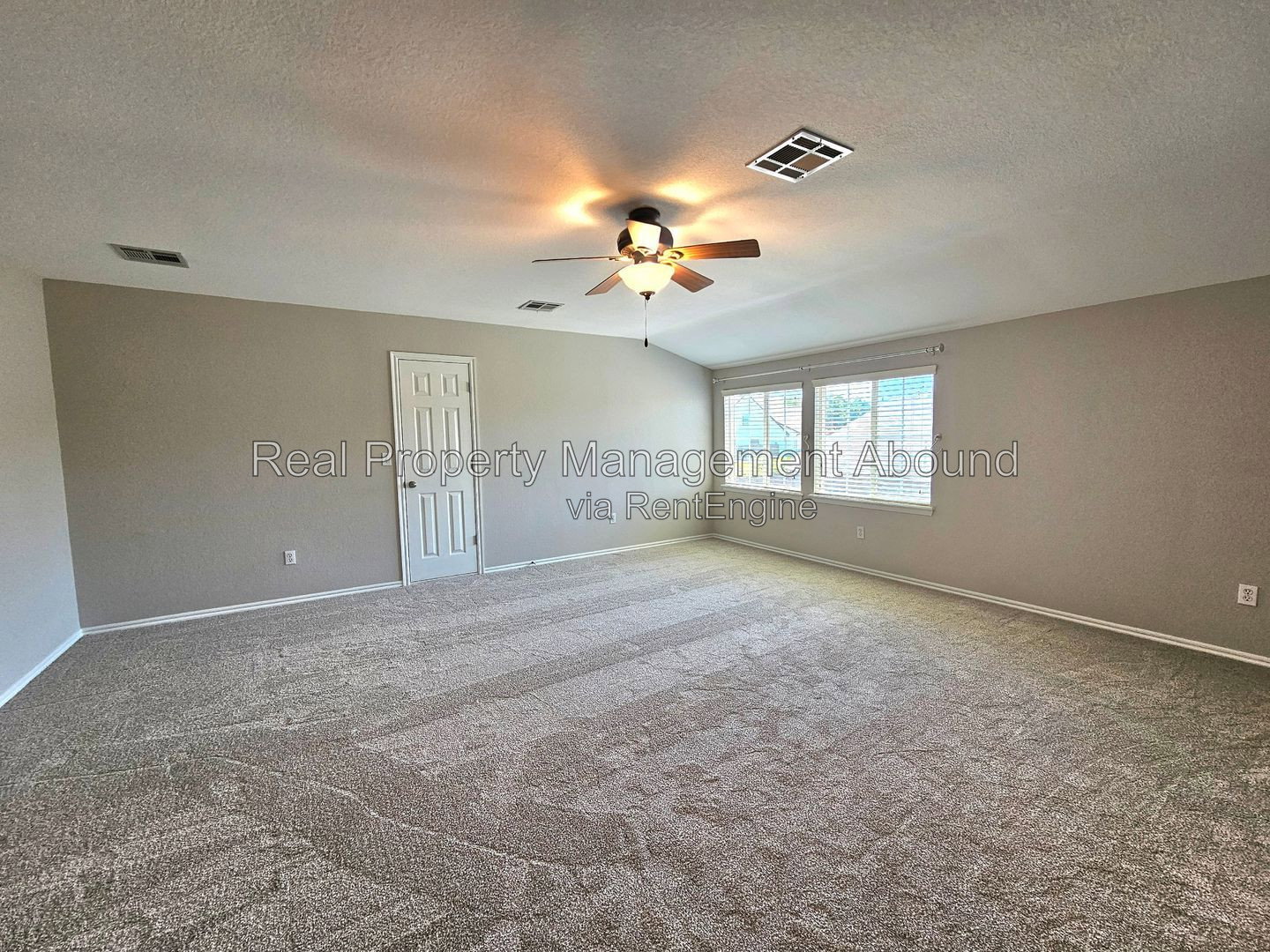 Gallery Image 36