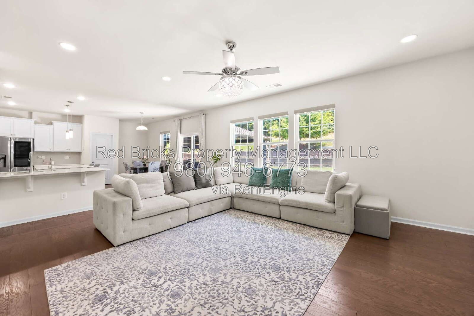 Gallery Image 17