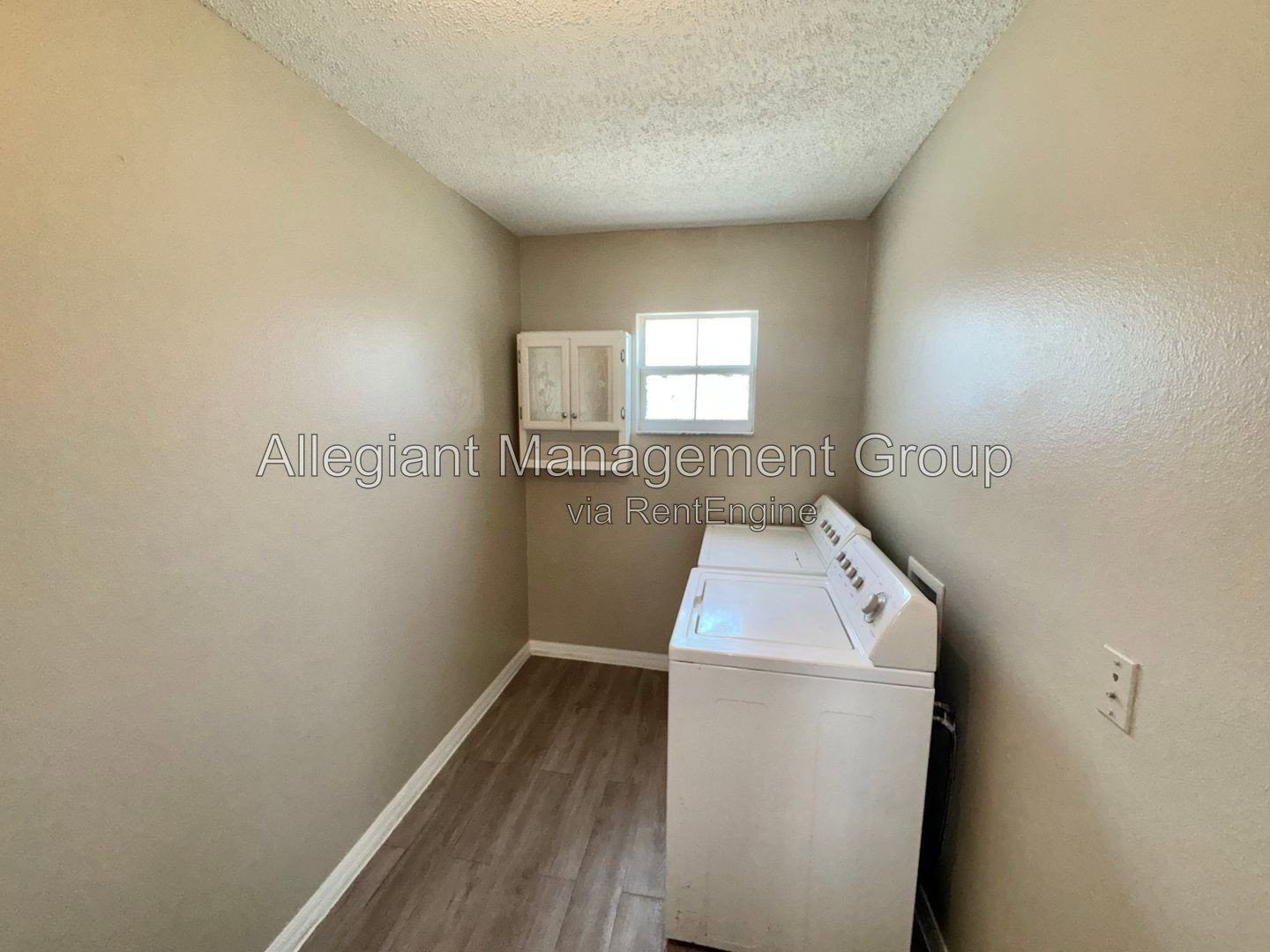 Gallery Image 16