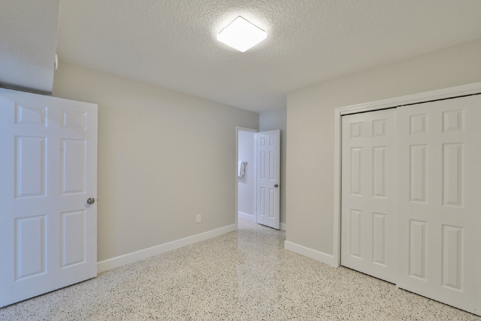 Gallery Image 18