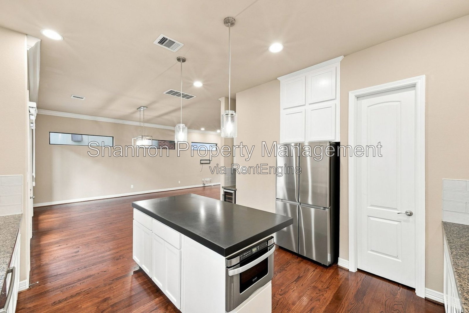 Gallery Image 19