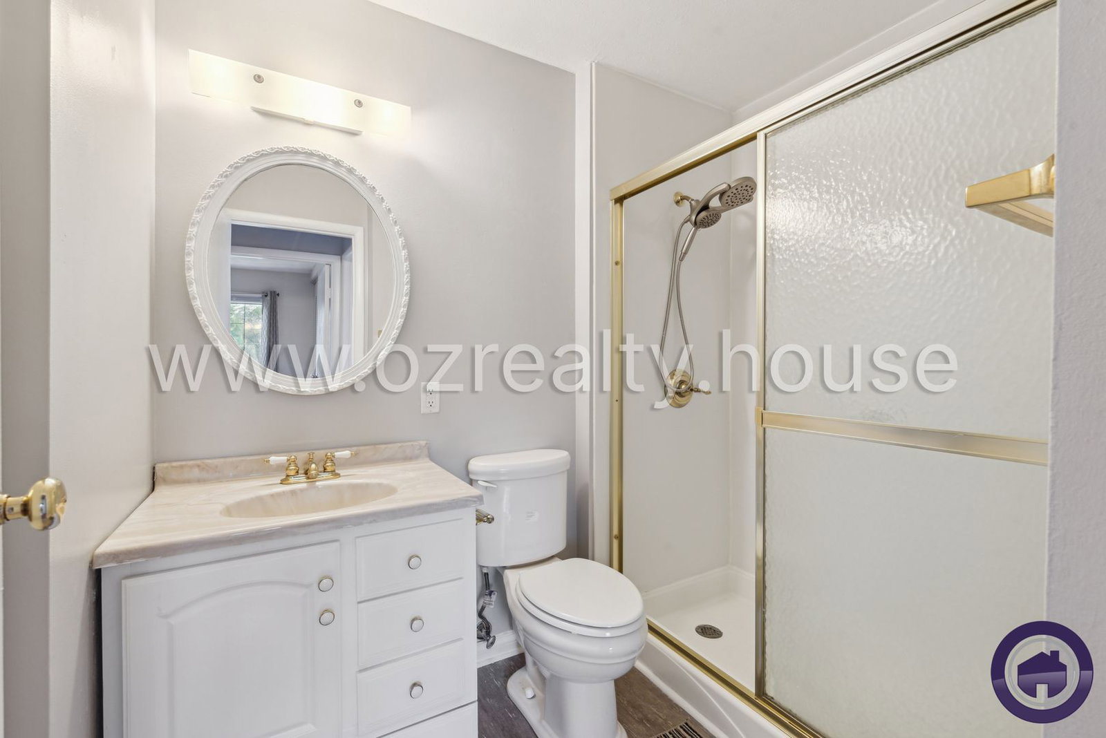 Gallery Image 17