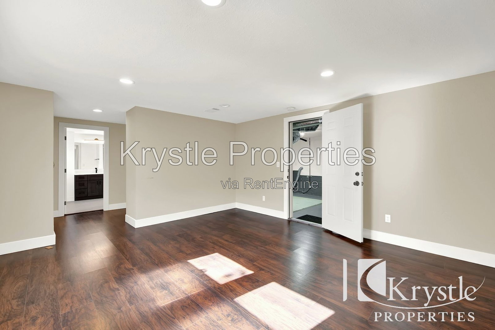 Gallery Image 18