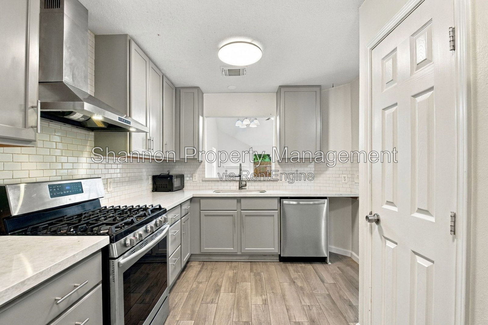 Gallery Image 16
