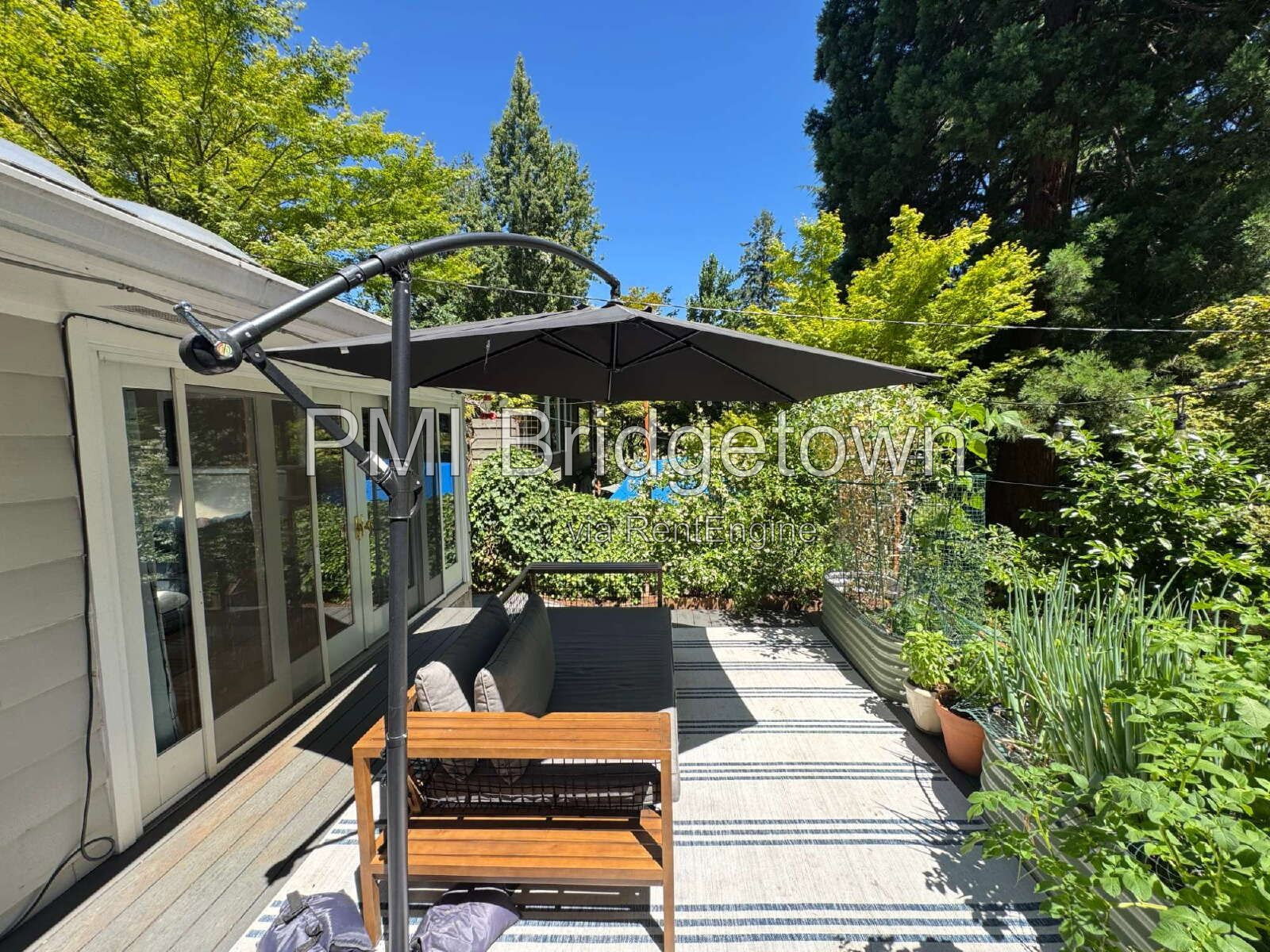 Gallery Image 17