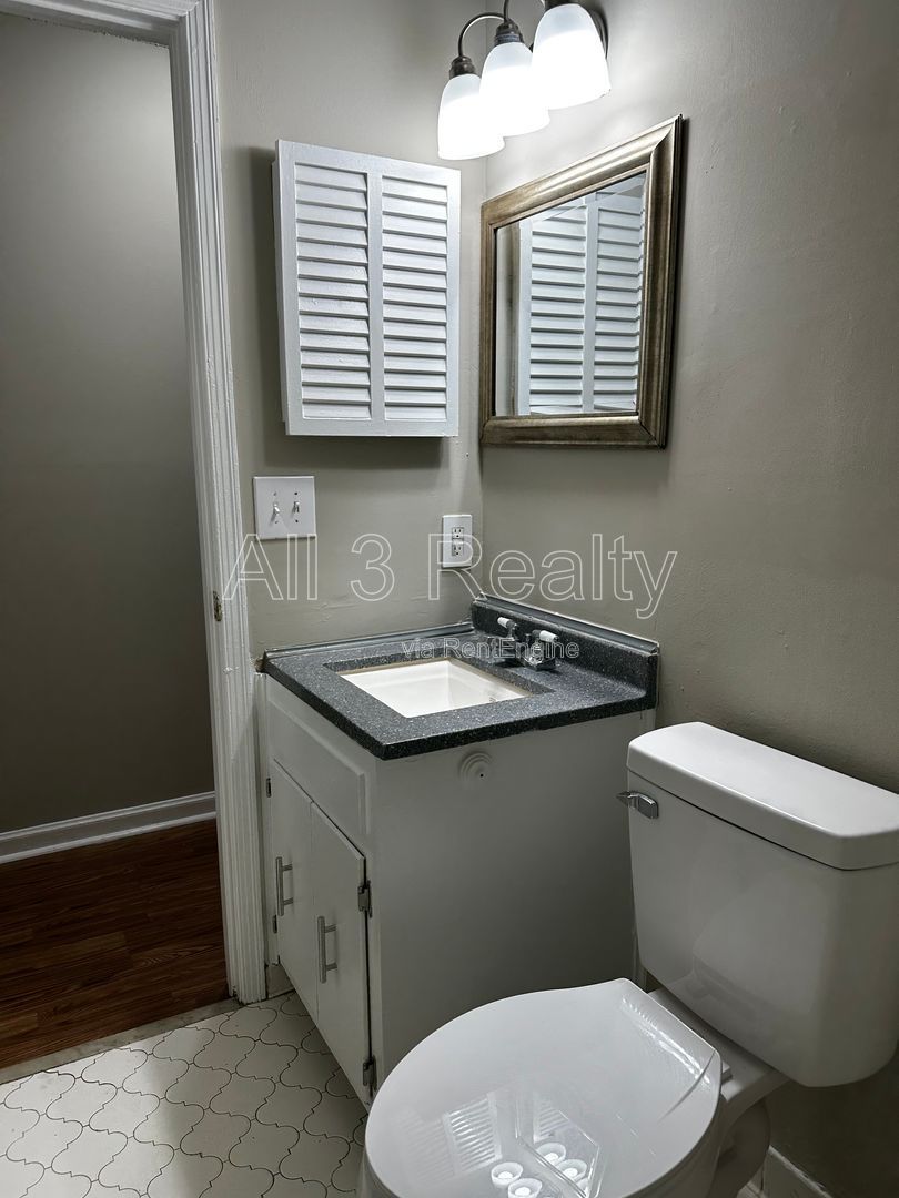 Gallery Image 19