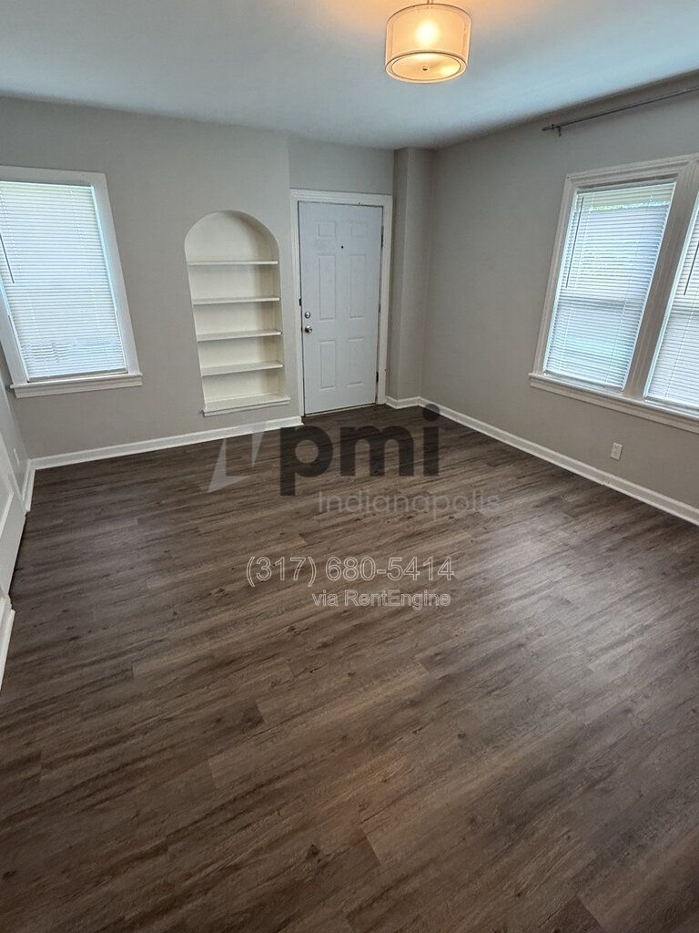 Gallery Image 17