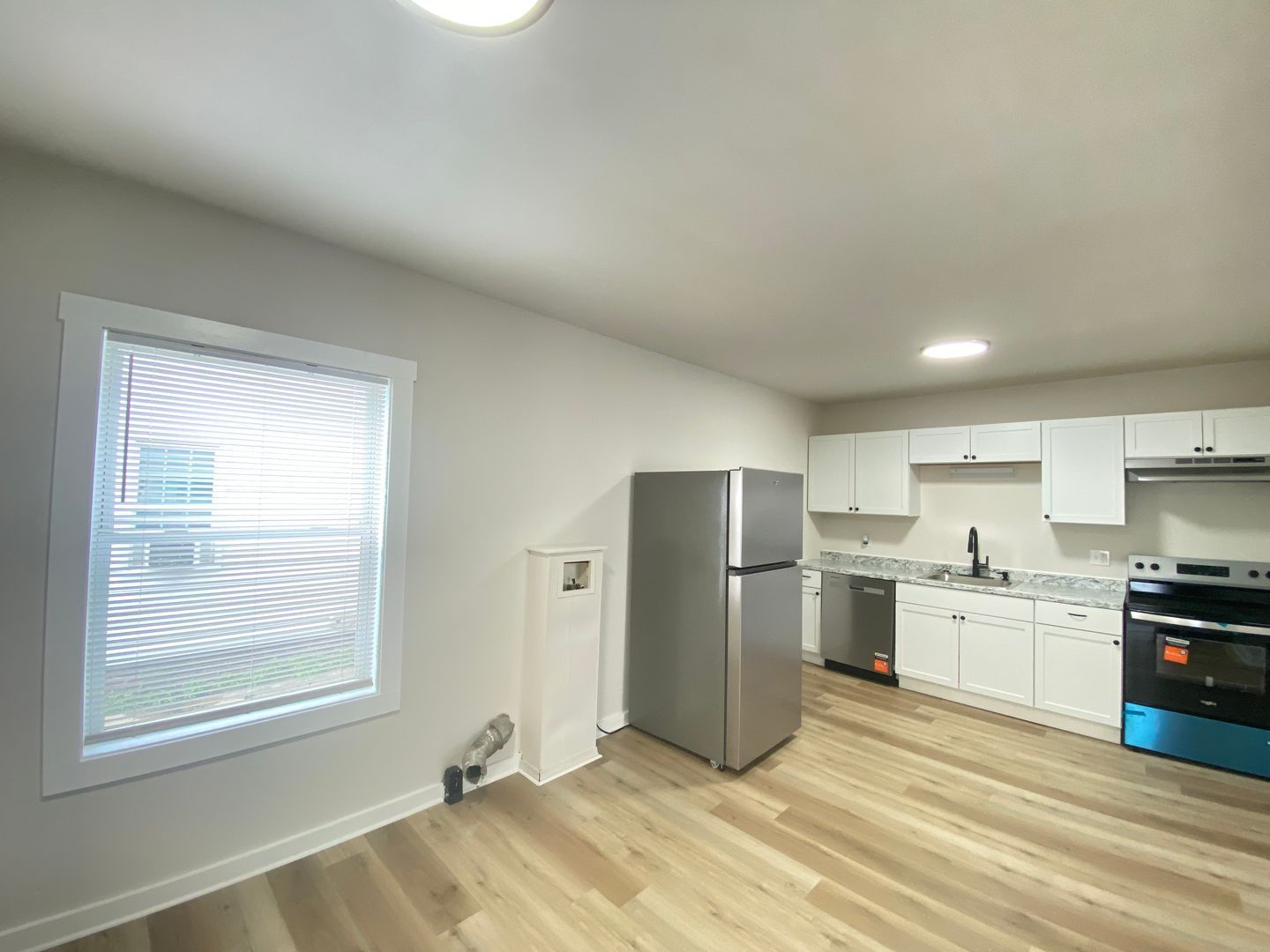 Gallery Image 0