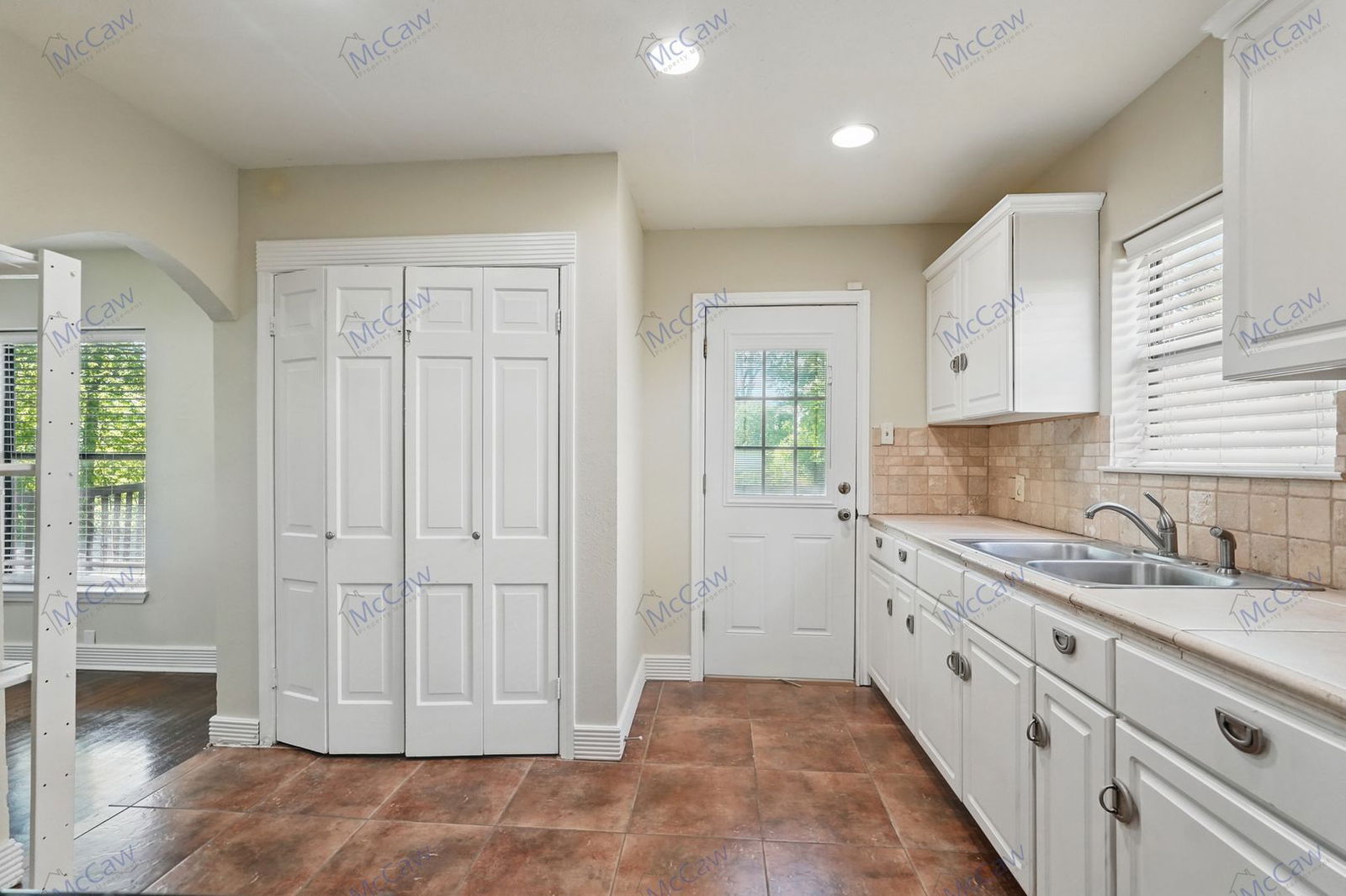 Gallery Image 9