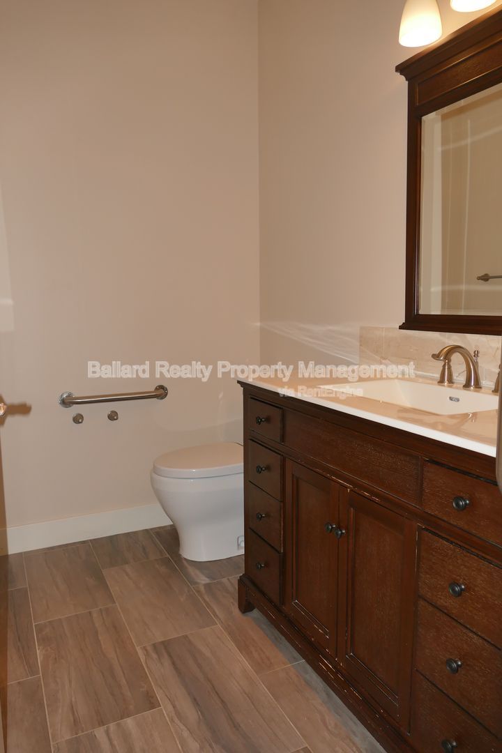 Gallery Image 16