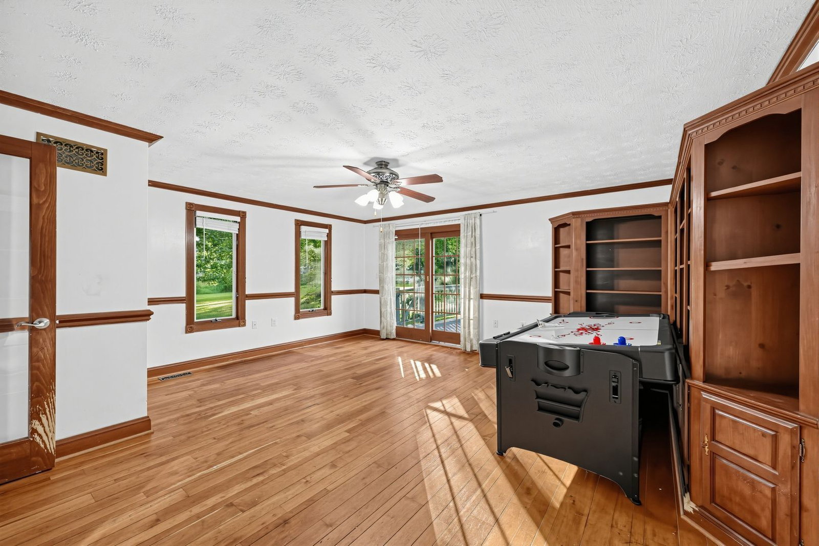 Gallery Image 18