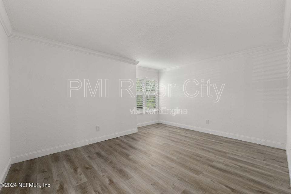 Gallery Image 22