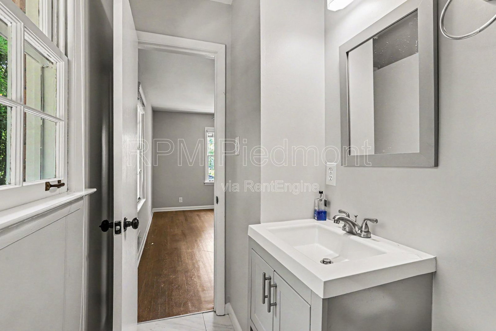 Gallery Image 16