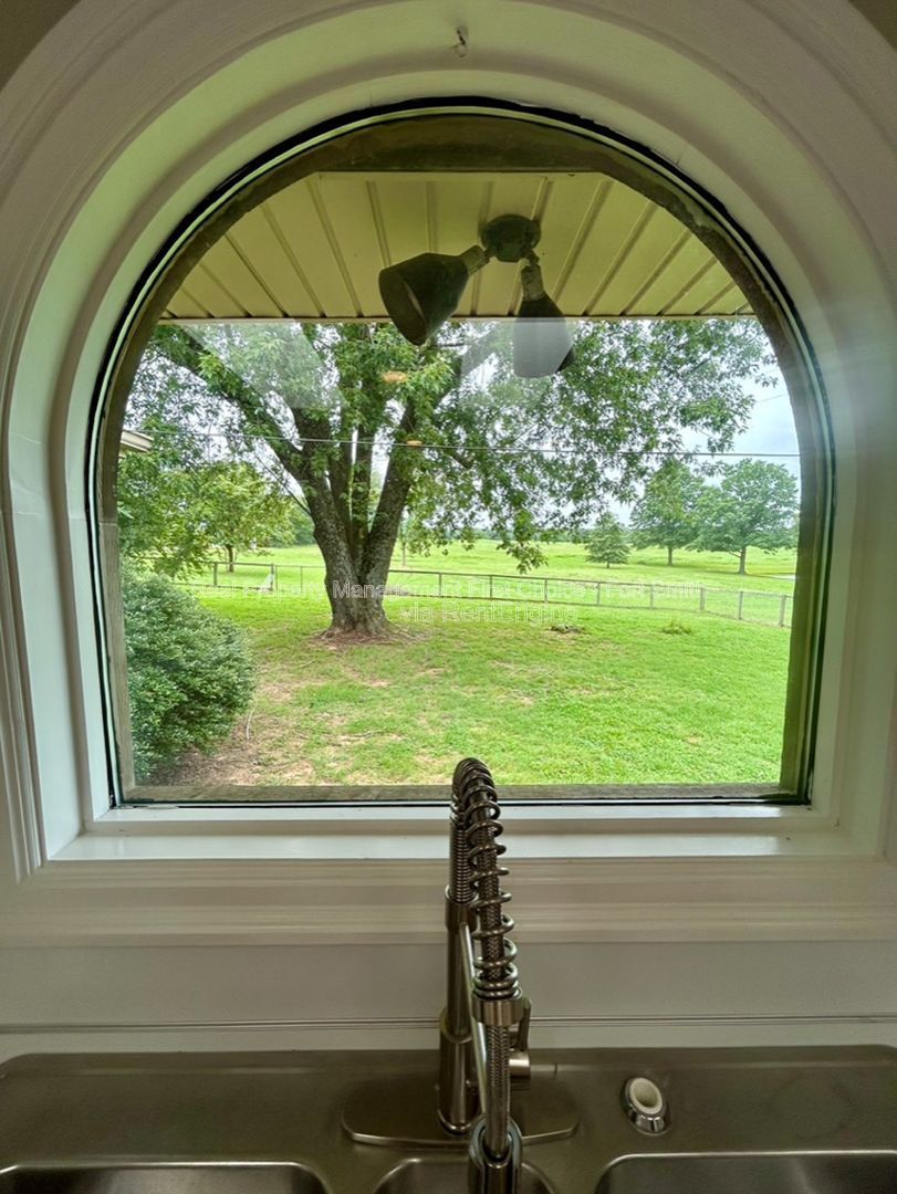 Gallery Image 18
